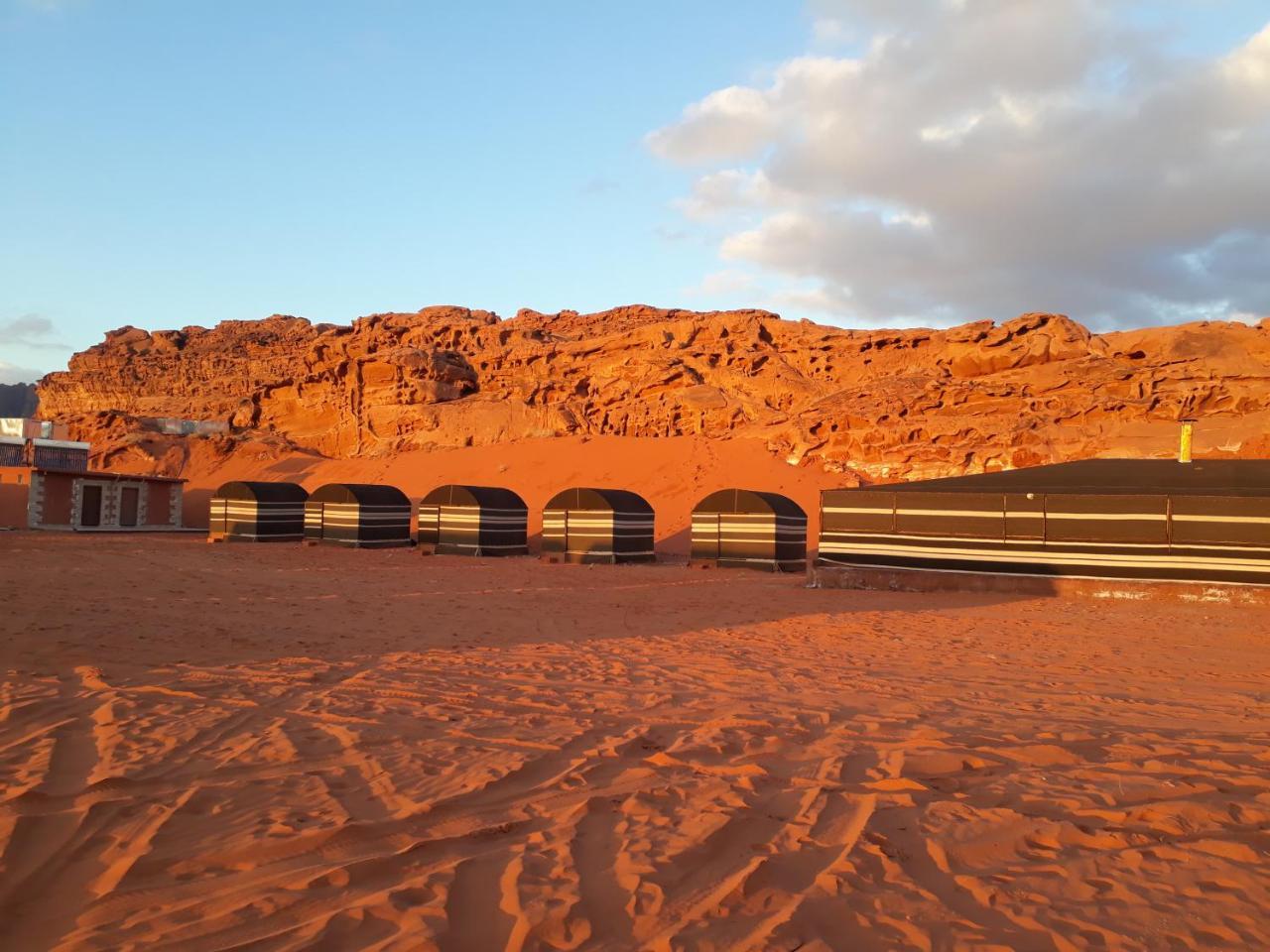 Wadi Rum Candles Camp Dış mekan fotoğraf